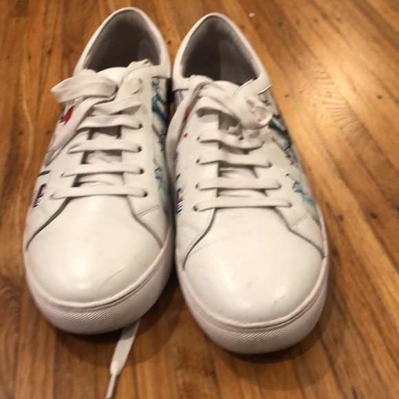White & Multicolor Sneakers by Robert Graham – Gently Used9.5 - Picture 2 of 5